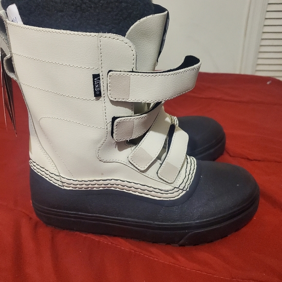 Standard V Snow MTE Boot - Picture 5 of 8